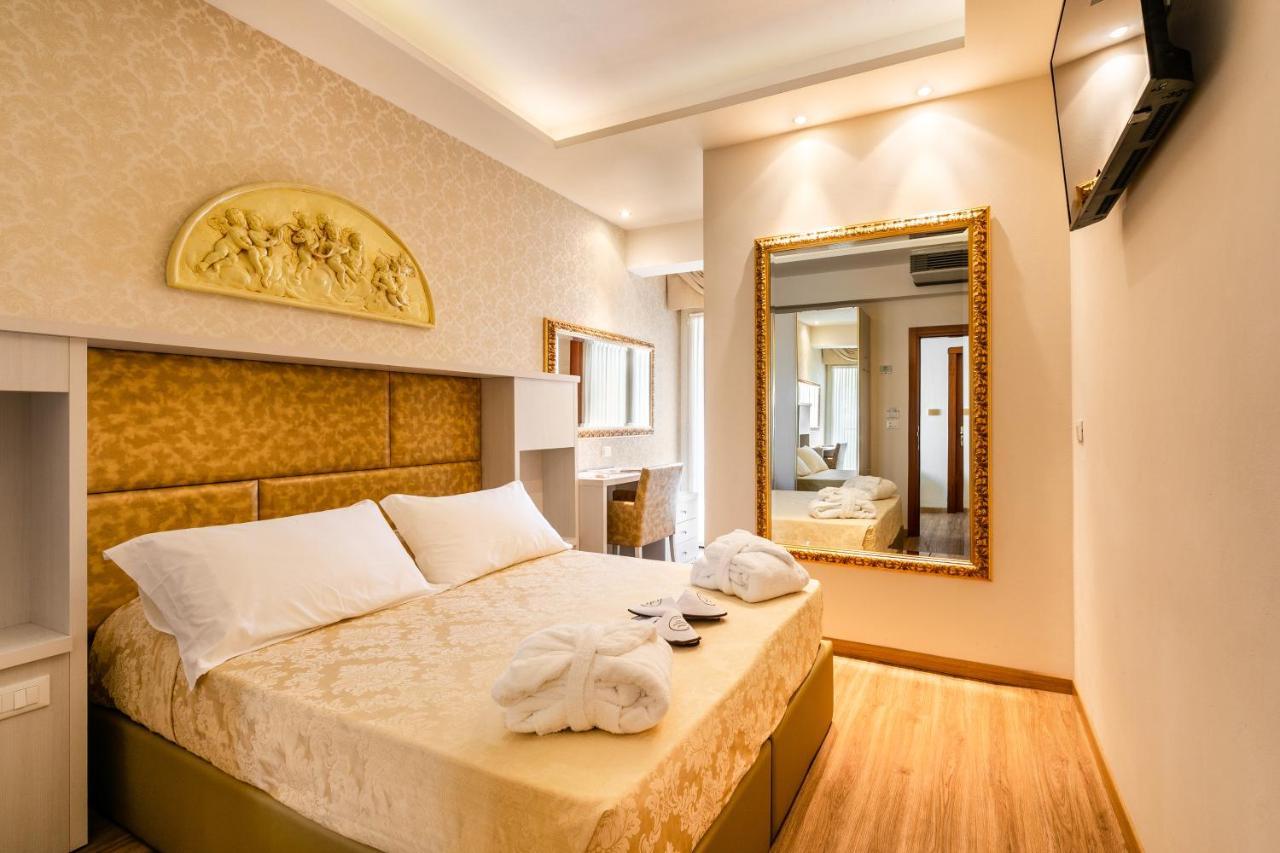 Hotel Mazzanti Milano Marittima Exterior foto