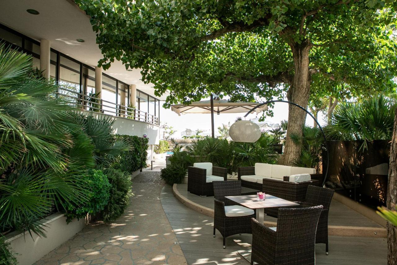 Hotel Mazzanti Milano Marittima Exterior foto