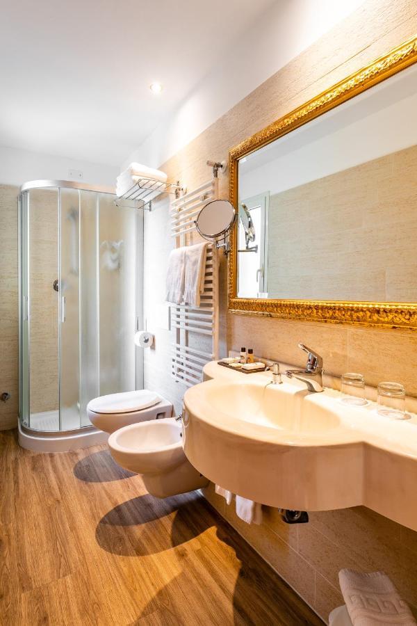 Hotel Mazzanti Milano Marittima Exterior foto